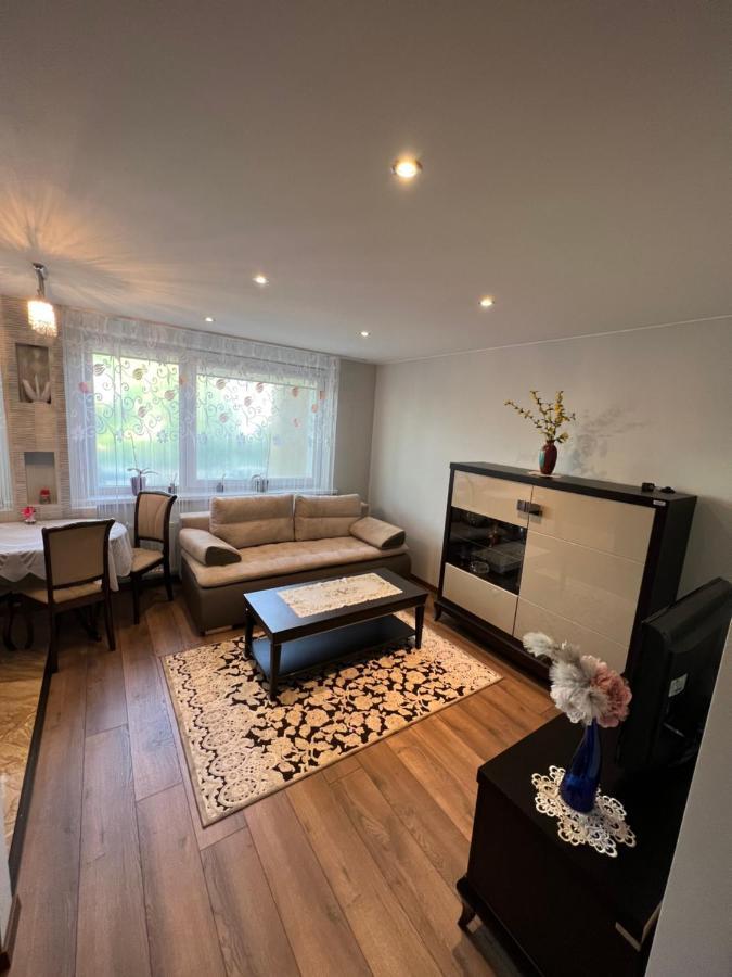 Ele Apartamentai بالانغا المظهر الخارجي الصورة